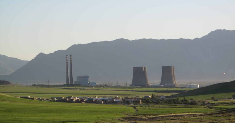 IDF Hits Iran’s Arak and Natanz Nuclear Sites