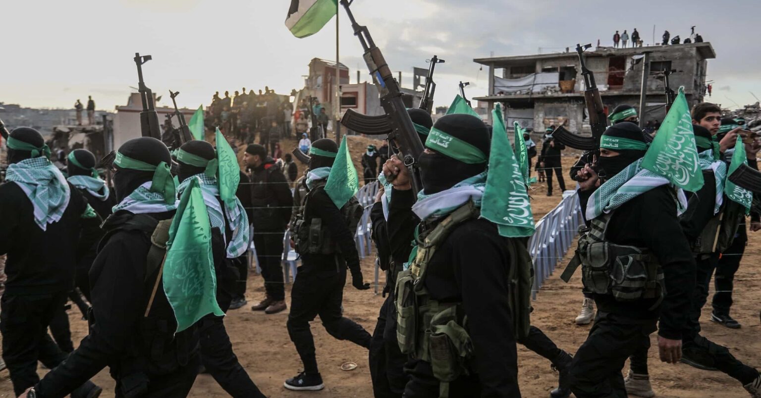 Hamas Justifies Executions, Vows to Keep Its Weapons Hamas Justifies Executions, Vows to Keep Its Weapons
