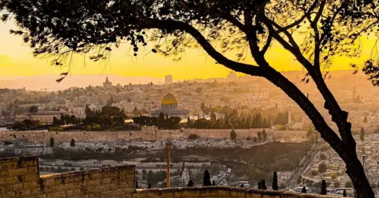 Standing With Israel: What It Means—and What It Does Not Mean Standing With Israel: What It Means—and What It Does Not Mean